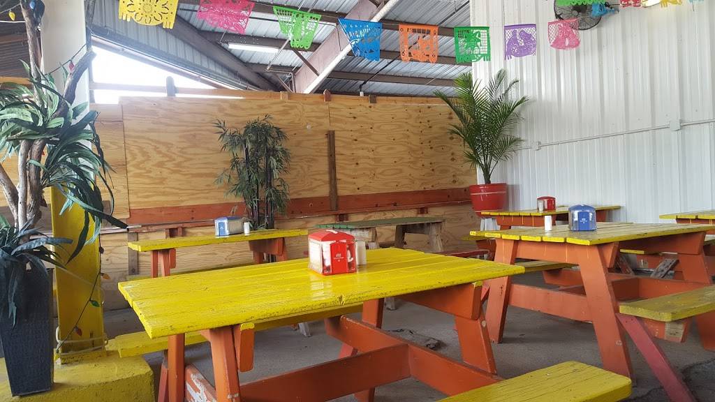 Mr Pollo #1 | restaurant | 950 N University Dr, Fort Worth, TX 76114, USA | 8178887598 OR +1 817-888-7598