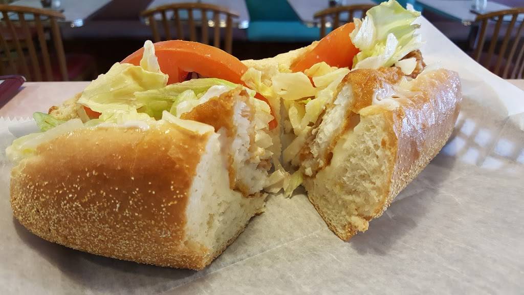 Roccos Little Italy | restaurant | 1345 4th Ave, Huntington, WV 25701, USA | 3045292400 OR +1 304-529-2400