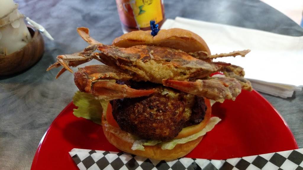 Bahama Mikes | restaurant | 8154 Ritchie Hwy, Pasadena, MD 21122, USA | 4105447800 OR +1 410-544-7800