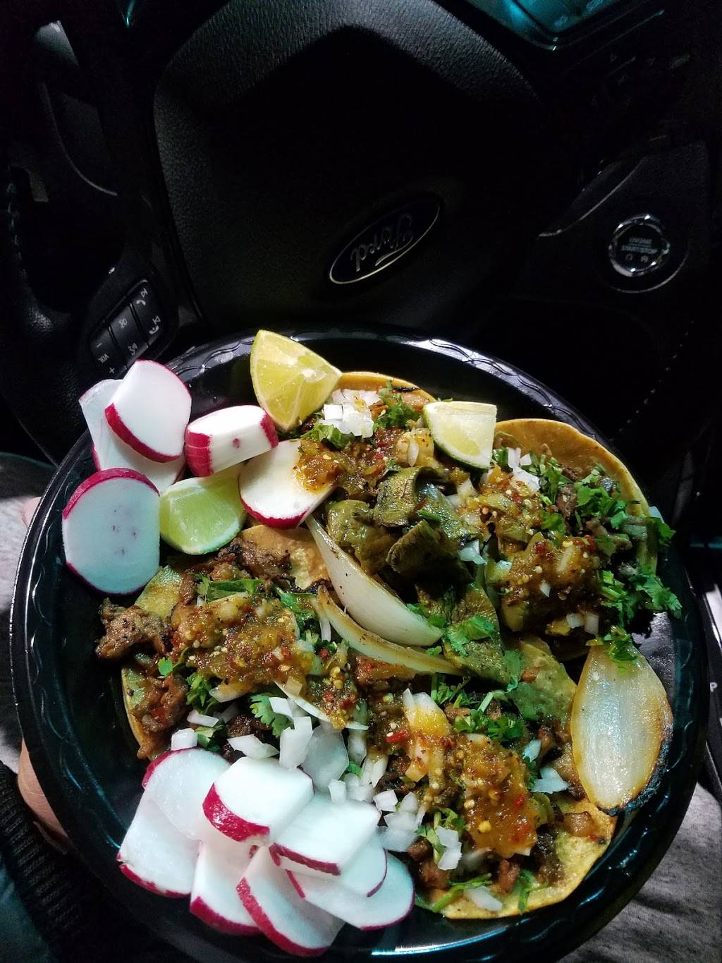 Tacos Al Millon (Food Truck) | restaurant | 15464 E Mineral King Ave, Visalia, CA 93292, USA | 5597311101 OR +1 559-731-1101