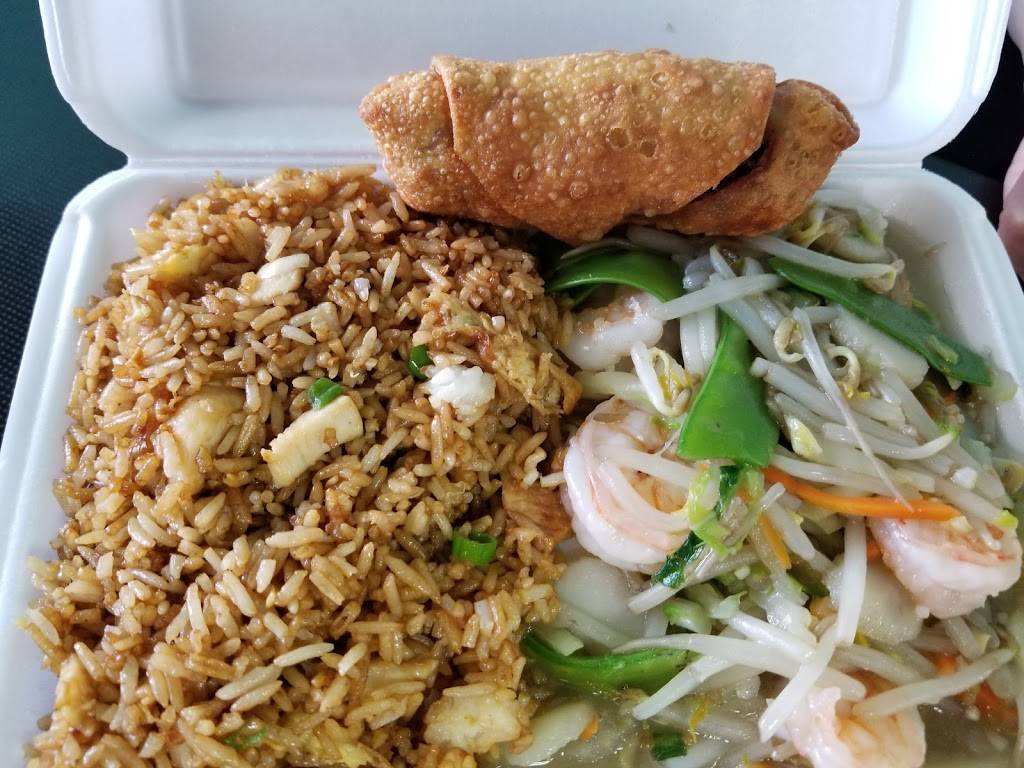 Wing Yip Chop Suey Restaurant | restaurant | 537 W 26th St, Chicago, IL 60616, USA | 3123262822 OR +1 312-326-2822