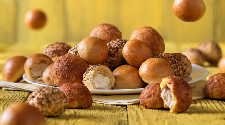 Einstein Bros. Bagels | bakery | 1450 Alta Vista St, Dubuque, IA 52001, USA | 5635887067 OR +1 563-588-7067