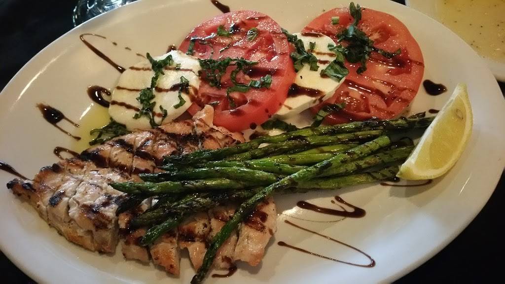 The Chophouse | restaurant | 1 American Way, Warren, OH 44484, USA | 3308562121 OR +1 330-856-2121