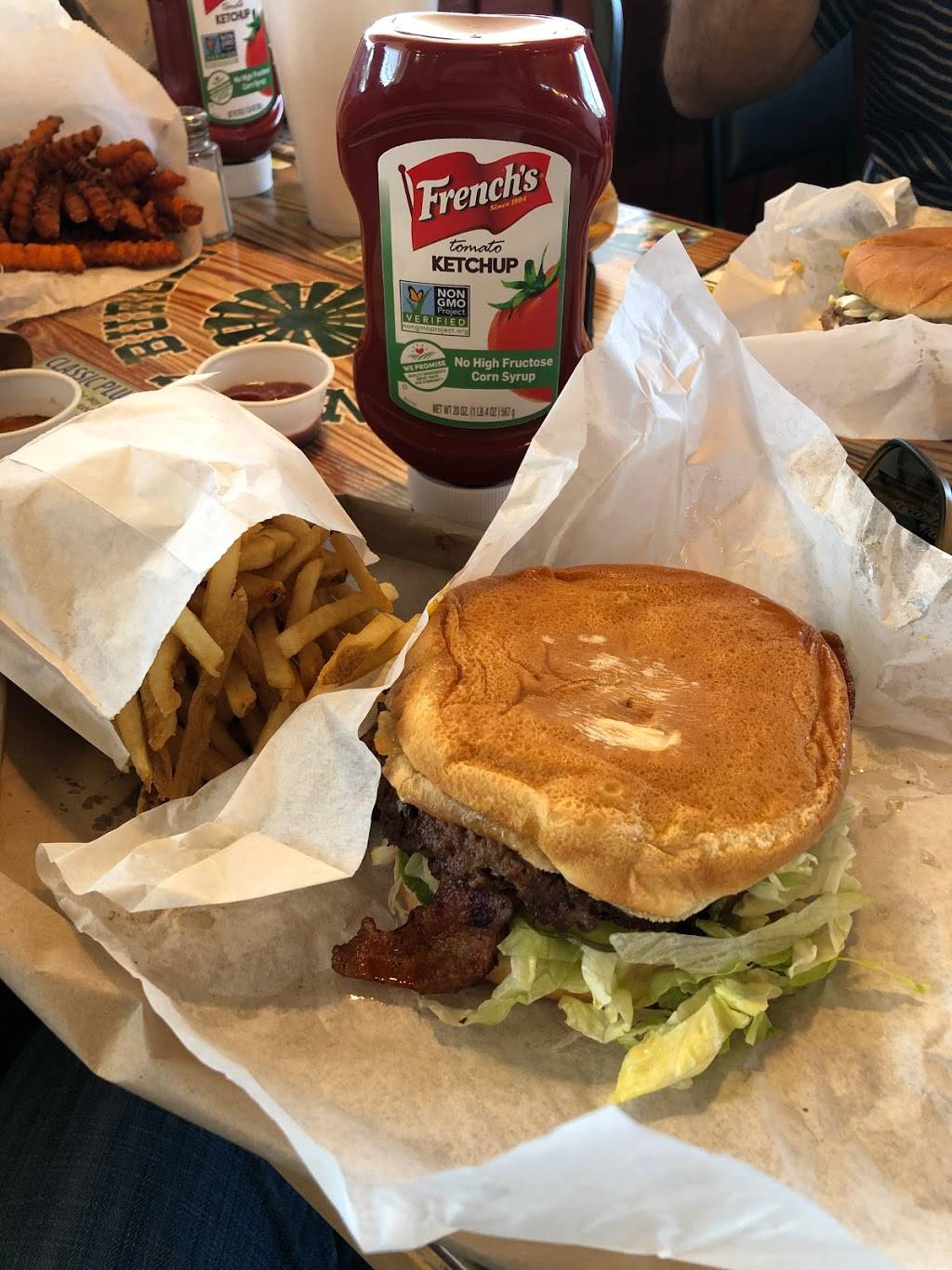 Country Burger | restaurant | 1700 14th St, Plano, TX 75074, USA | 9724232210 OR +1 972-423-2210