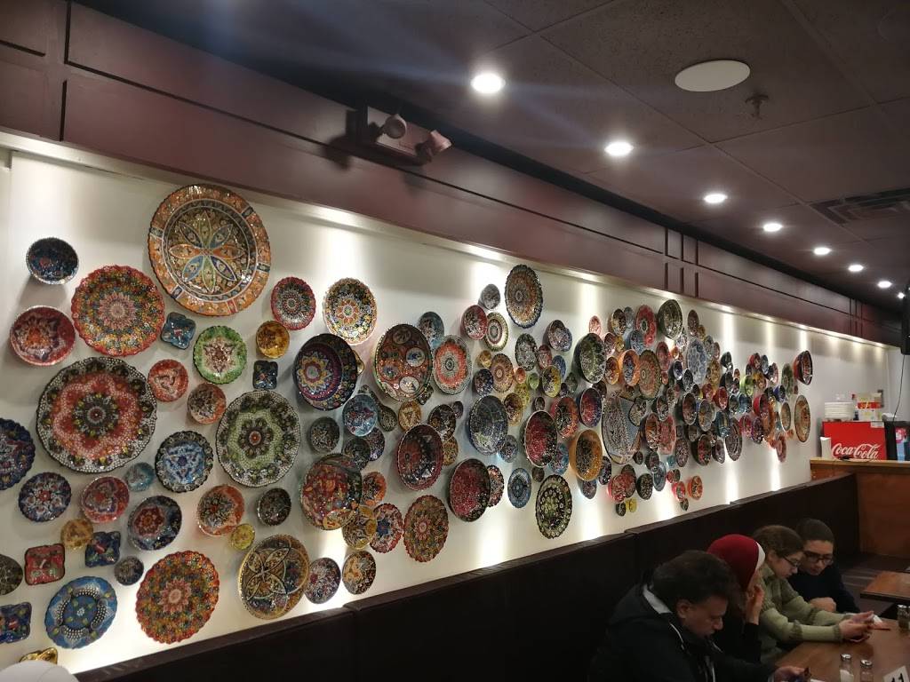 Shawarma Mazaya | restaurant | 6-5130 Dixie Rd, Mississauga, ON L4W 4K2, Canada | 9052320119 OR +1 905-232-0119