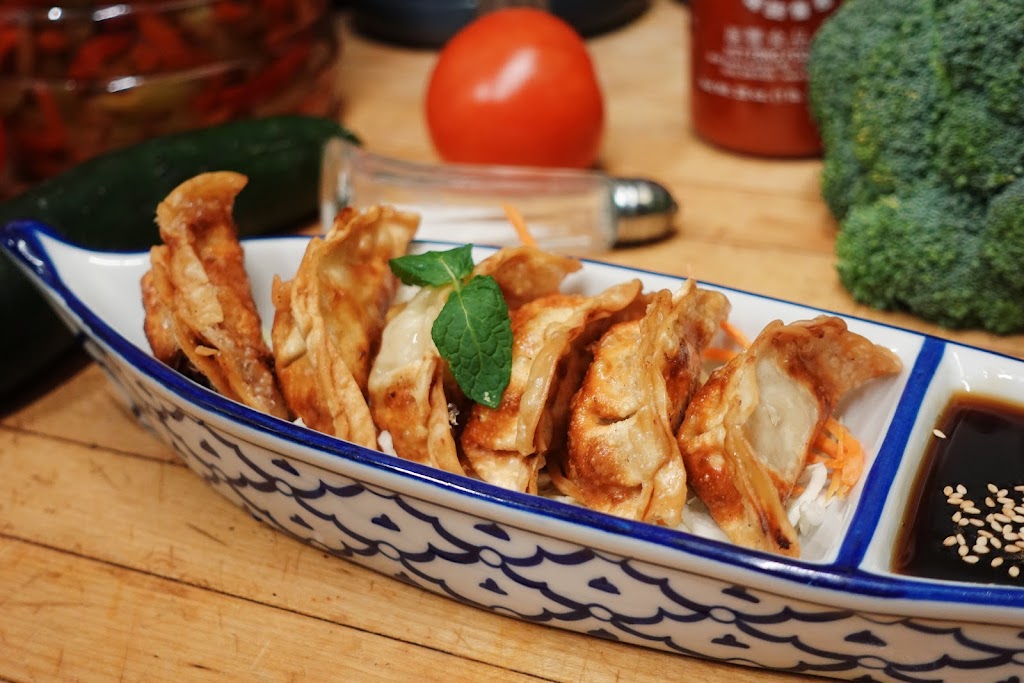 PraJam Thai | restaurant | 12440 San Pablo Ave Units B, Richmond, CA 94805, USA | 5103746417 OR +1 510-374-6417