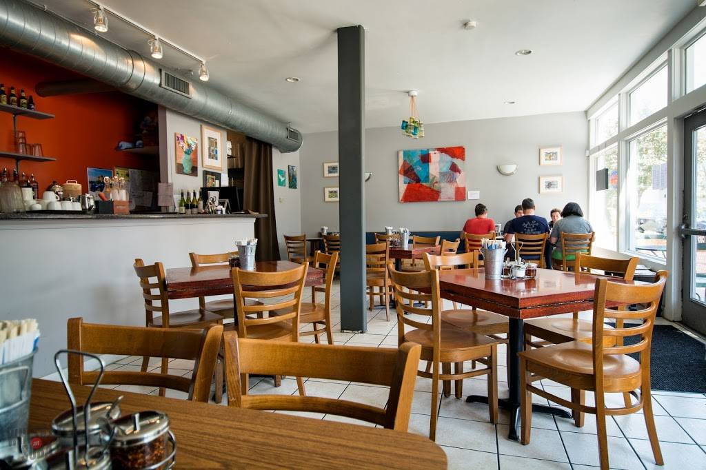 Fork & Stix | restaurant | 549 Rosedale Ave, St. Louis, MO 63112, USA | 3148635572 OR +1 314-863-5572