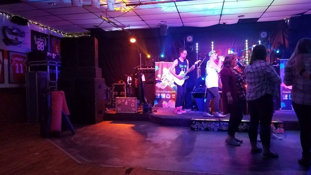 Mc Sobers Saloon | restaurant | 880 E Main St, Coldwater, OH 45828, USA | 4196782602 OR +1 419-678-2602