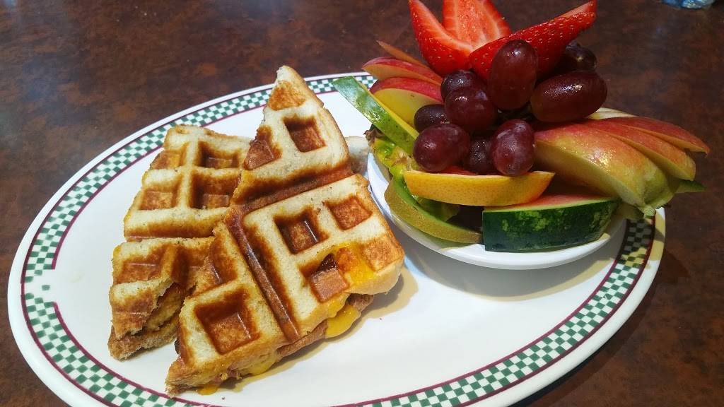 CocoRoyal Déjeuner & Dîner | restaurant | 524 Boulevard Saint-Joseph, Drummondville, QC J2C 2B9, Canada | 8194739990 OR +1 819-473-9990