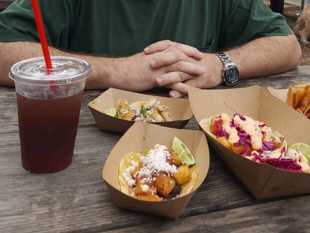 Petiscos Mexican Food Restaurant | restaurant | 211 W 1st St, Claremont, CA 91711, USA | 9096255557 OR +1 909-625-5557