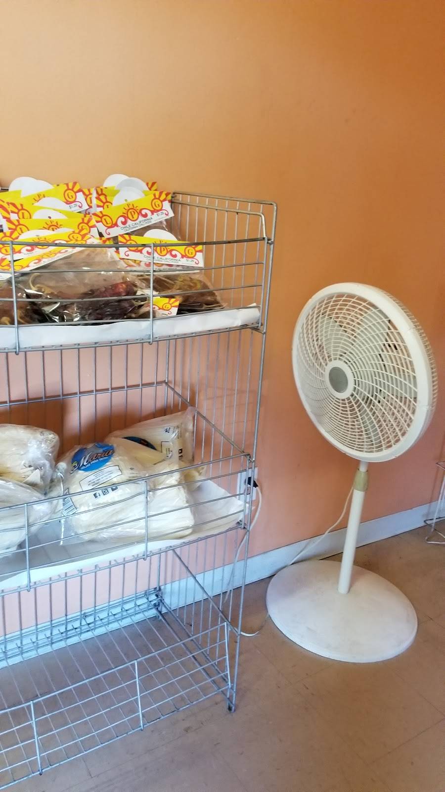 Arriolas Tortilleria | restaurant | 82721 Wilson Ave, Indio, CA 92201, USA | 7603477782 OR +1 760-347-7782