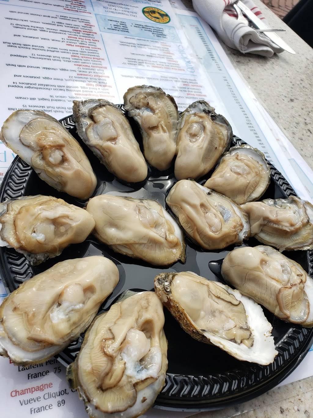 Koopers Tavern | restaurant | 1702 Thames St, Baltimore, MD 21231, USA | 4105635423 OR +1 410-563-5423