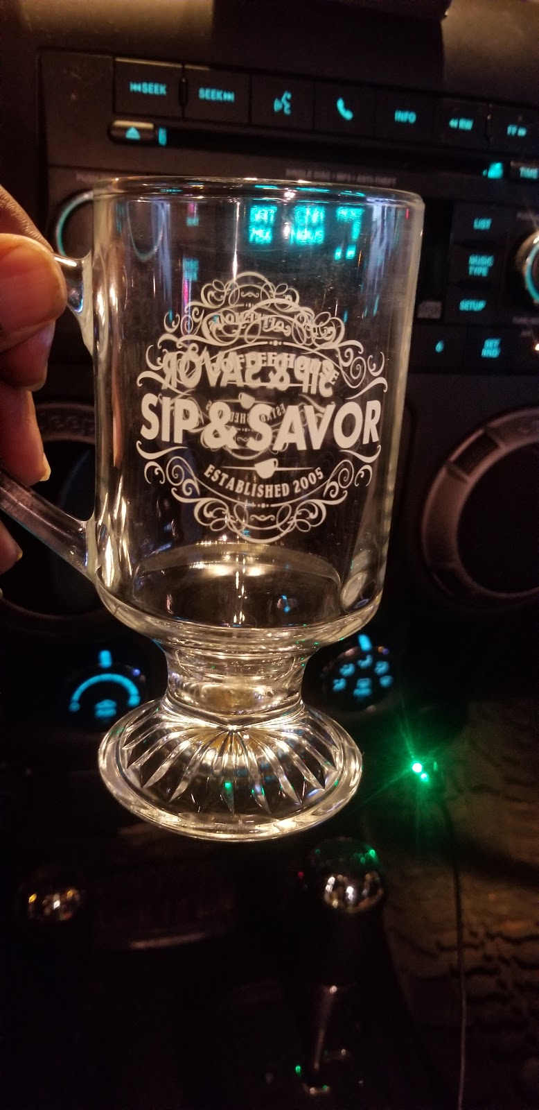 Sip & Savor | 53rd Street - Hyde Park | cafe | 5301 S Hyde Park Blvd, Chicago, IL 60615, USA | 7733221409 OR +1 773-322-1409