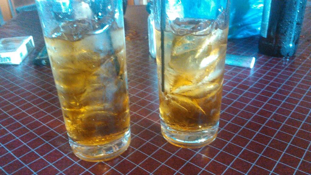 Rockefellers Food & Spirits | restaurant | 592 US-701, Loris, SC 29569, USA | 8437560840 OR +1 843-756-0840