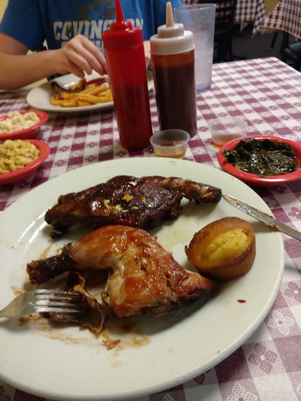 Woots BBQ | restaurant | 5826 Cheviot Rd, Cincinnati, OH 45247, USA | 5134178702 OR +1 513-417-8702