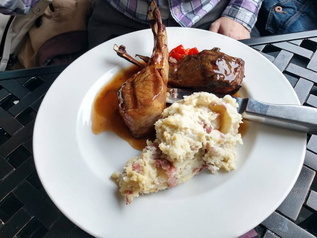 Nolans on Canandaigua Lake | restaurant | 726 S Main St, Canandaigua, NY 14424, USA | 5859050201 OR +1 585-905-0201