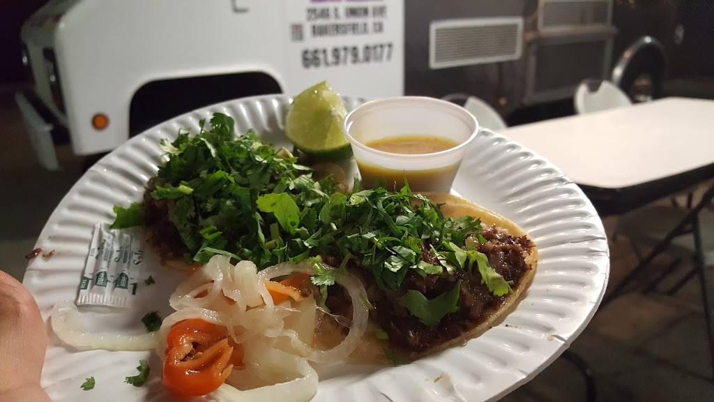 Tacos Jalisco | restaurant | 2546 S Union Ave, Bakersfield, CA 93307, USA | 6619790177 OR +1 661-979-0177