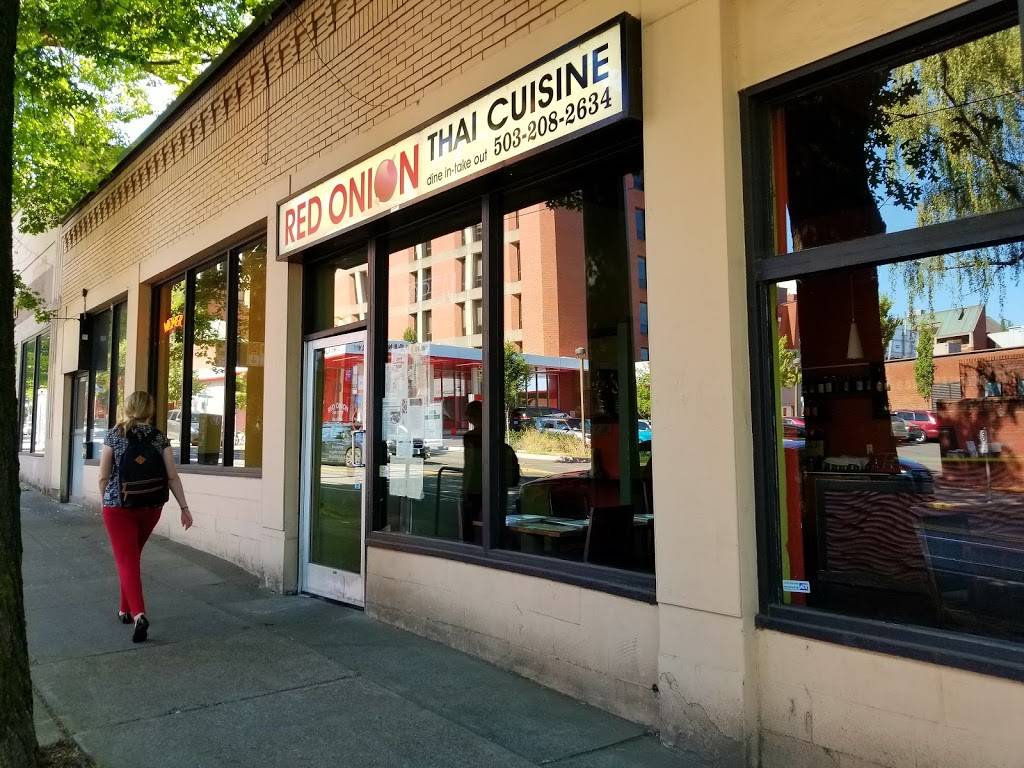 Red Onion Thai Cuisine | restaurant | 1123 NW 23rd Ave, Portland, OR 97210, USA | 5032082634 OR +1 503-208-2634