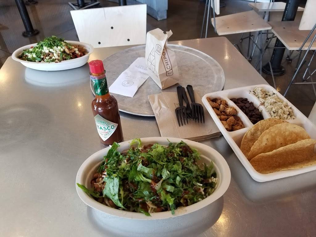 Chipotle Mexican Grill | restaurant | 2130 Southgate Rd #100, Colorado Springs, CO 80906, USA | 7196347199 OR +1 719-634-7199
