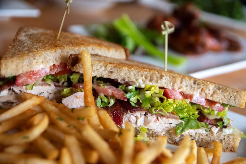 French Quarter New Orleans, Charlevoix | meal delivery | 100 Michigan Ave, Charlevoix, MI 49720, USA | 2314373993 OR +1 231-437-3993