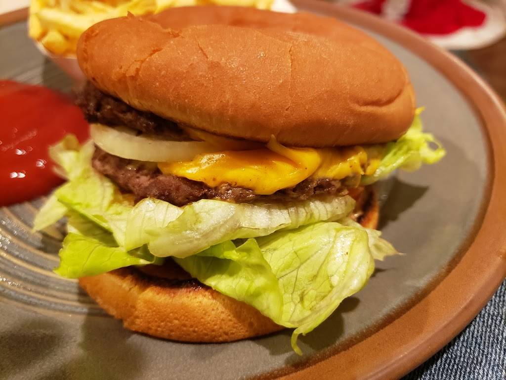 In-N-Out Burger | restaurant | 24445 Crenshaw Blvd, Torrance, CA 90505, USA | 8007861000 OR +1 800-786-1000