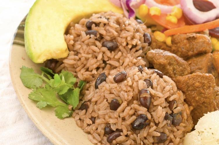 Rice & Beans Cocina Latina | restaurant | 1965 Aloma Ave, Winter Park, FL 32792, USA | 3212957137 OR +1 321-295-7137