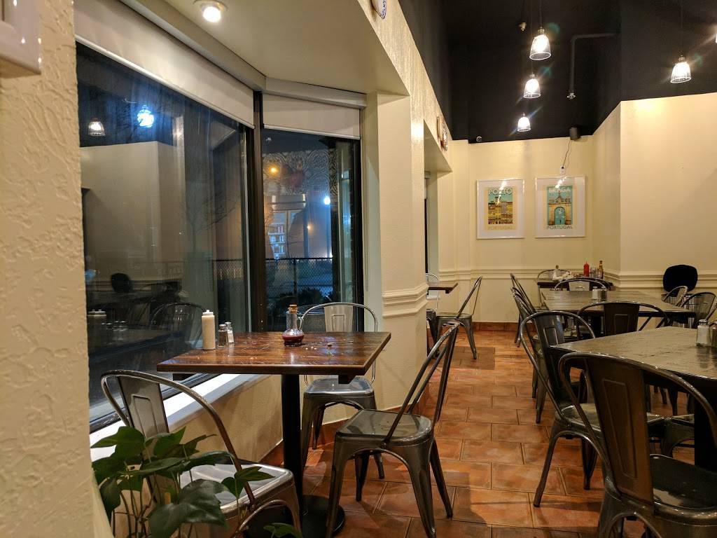 Churrasqueira Red Rooster Portuguese BBQ | restaurant | 2354 Major MacKenzie Dr #1, Maple, ON L6A 1W2, Canada | 9054170074 OR +1 905-417-0074