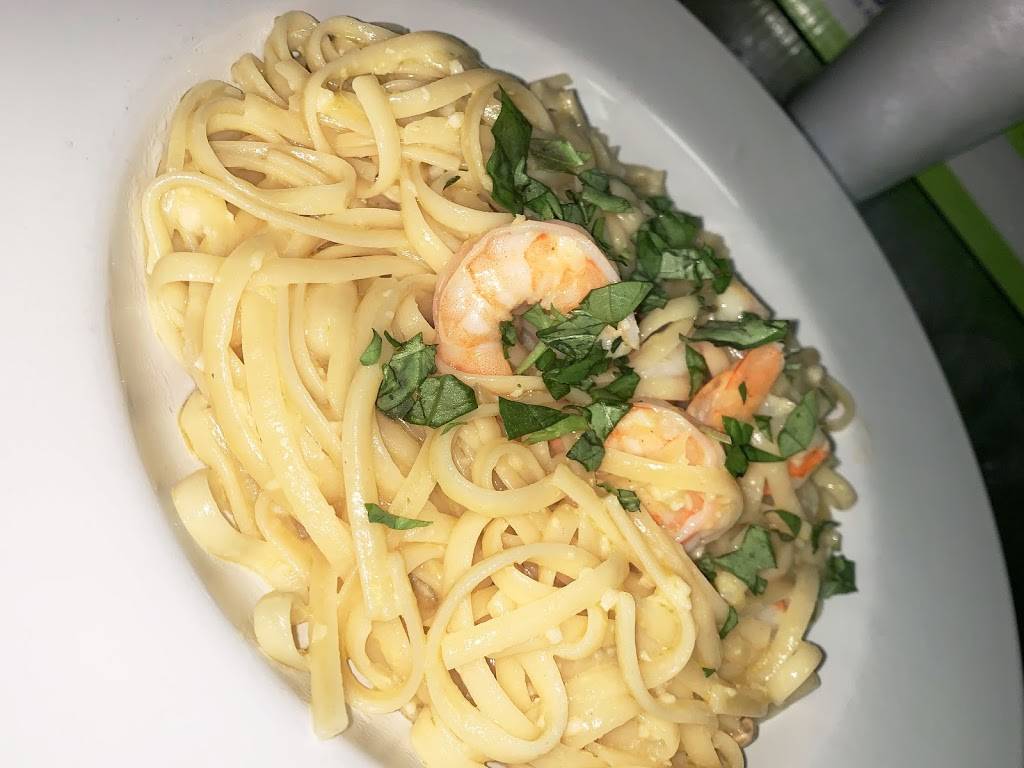 Munchy’s Pizza | restaurant | 7400 N Federal Hwy, Boca Raton, FL 33487, USA | 5619898870 OR +1 561-989-8870