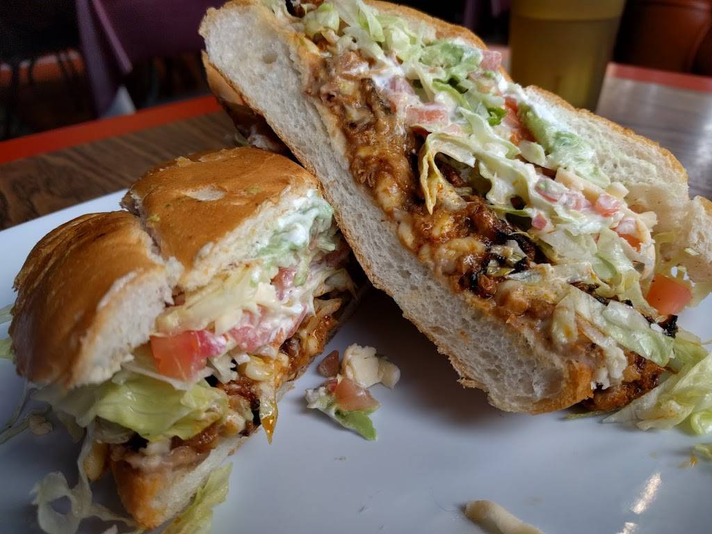 El chubasco | restaurant | 1658 W Cermak Rd, Chicago, IL 60608, USA | 3122269220 OR +1 312-226-9220