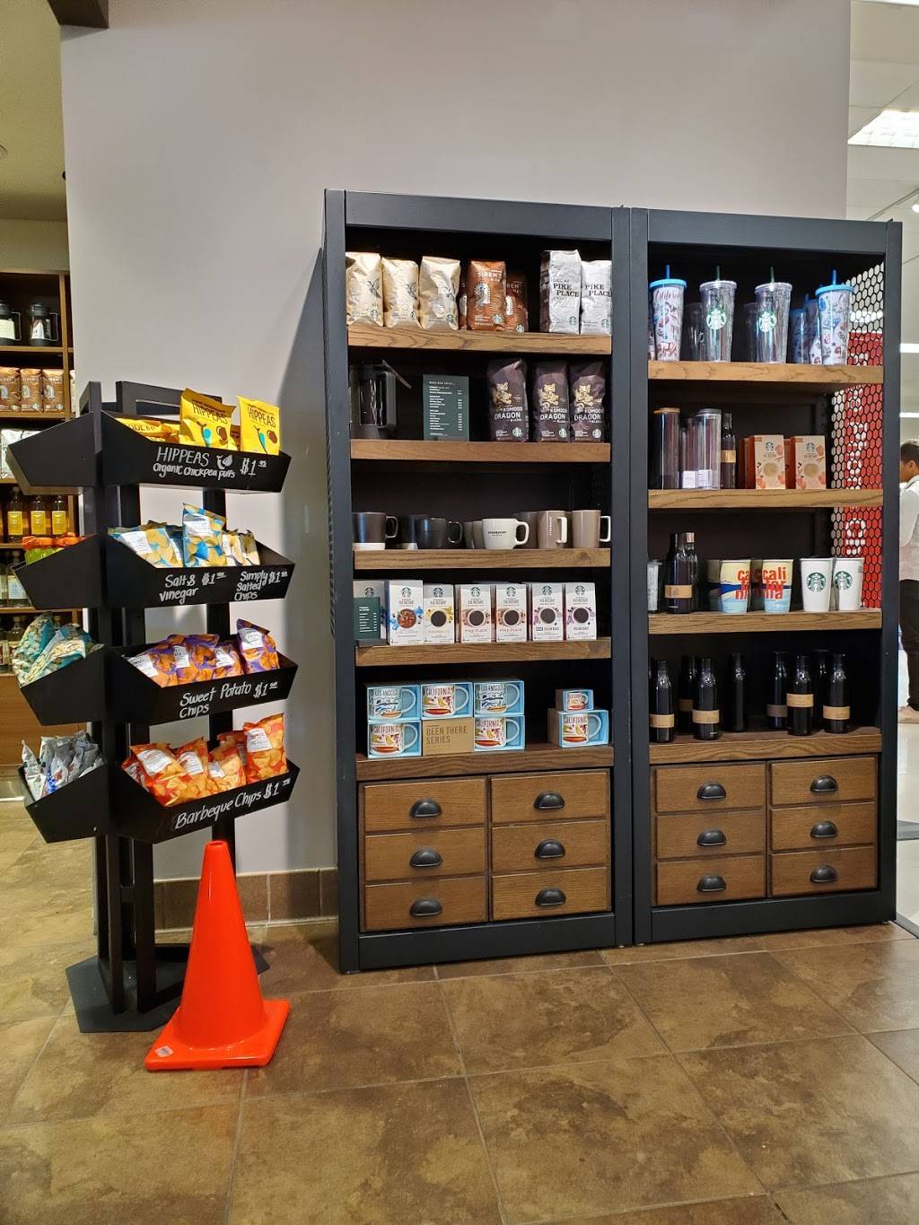 Starbucks | cafe | 17272 Saticoy St, Van Nuys, CA 91406, USA | 8187573142 OR +1 818-757-3142