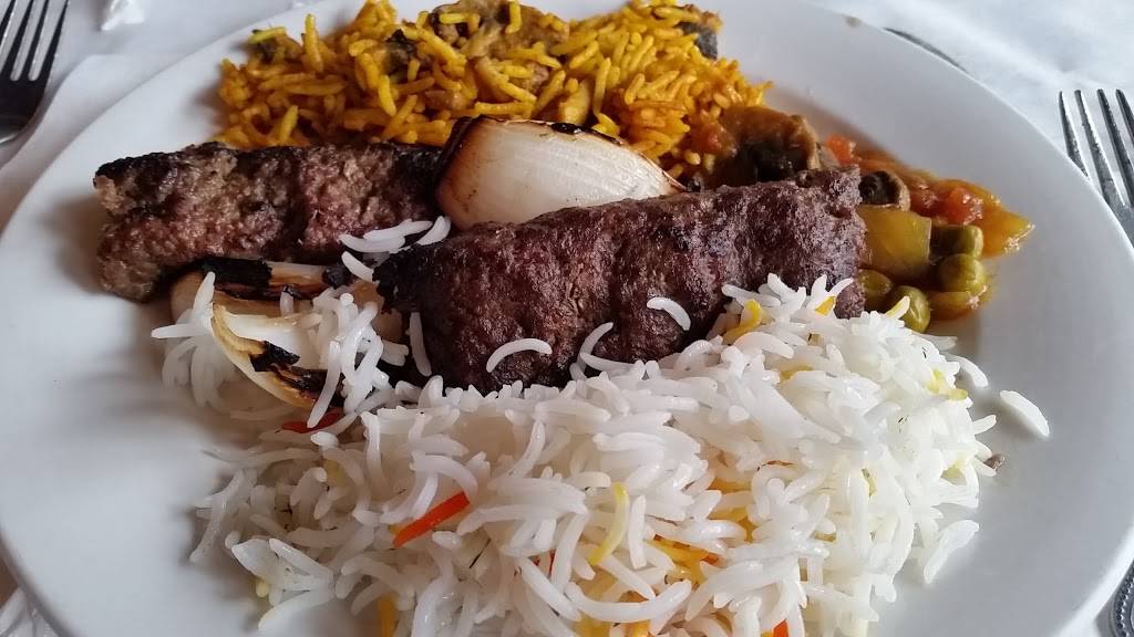 Rezas Restaurant | restaurant | 5255 N Clark St, Chicago, IL 60640, USA | 7735611898 OR +1 773-561-1898