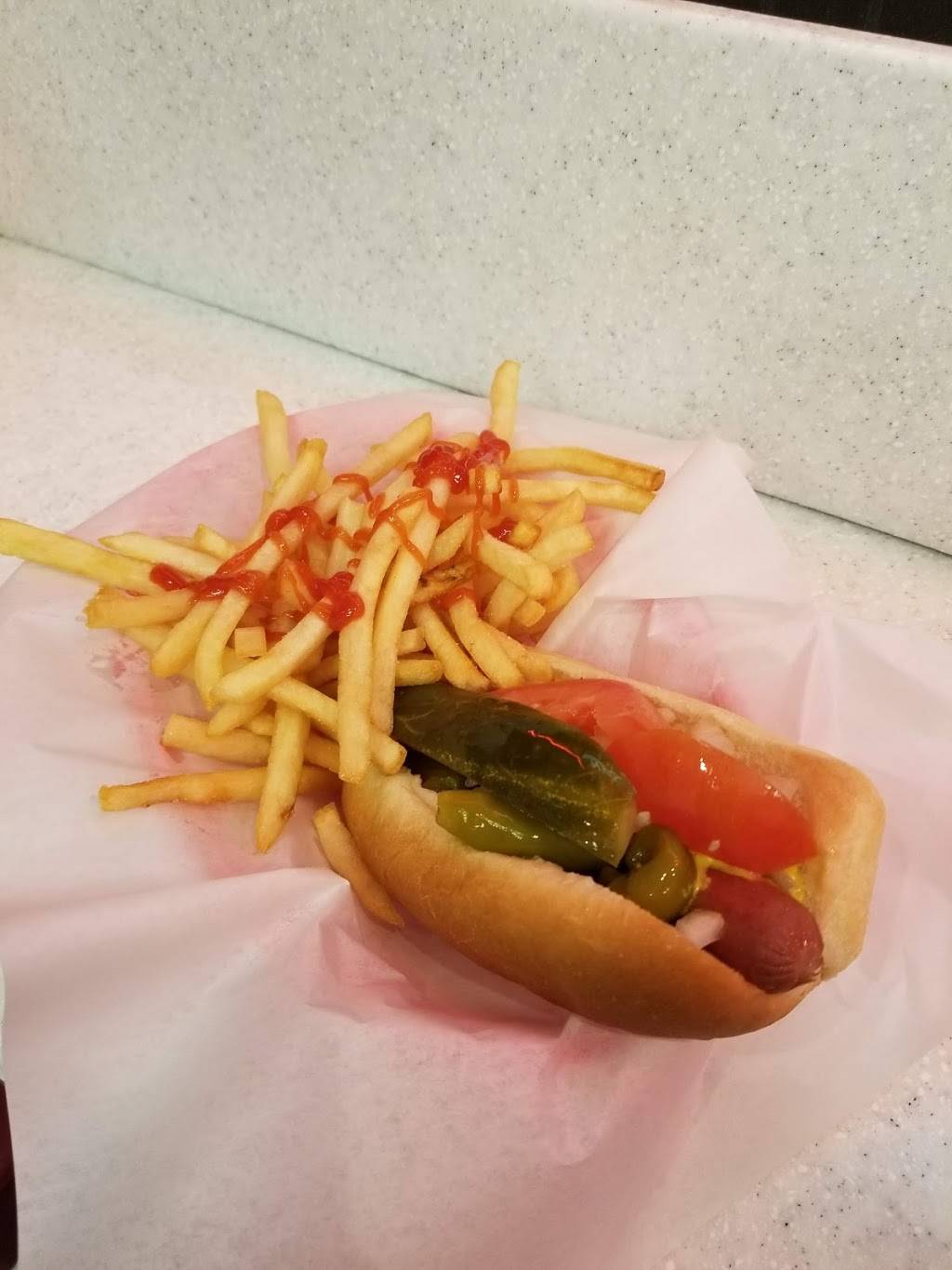 Quick Bite Carry Outs | meal takeaway | 5155 N Western Ave, Chicago, IL 60625, USA | 7739894918 OR +1 773-989-4918