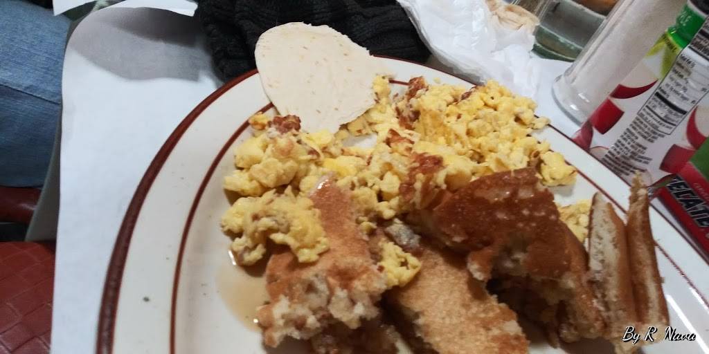 Pueblo Viejo Restaurant | restaurant | 739 W Lancaster Blvd, Lancaster, CA 93534, USA | 6619747992 OR +1 661-974-7992