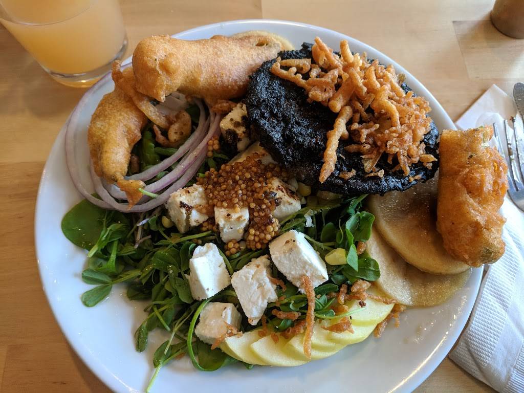 dNB Burgers | restaurant | 22 Elm St, New Bedford, MA 02740, USA | 7742020118 OR +1 774-202-0118