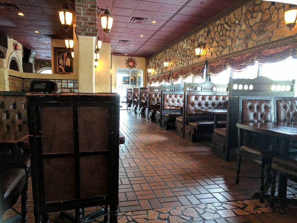 Plaza Azteca | restaurant | 45990 Waterview Plaza, Sterling, VA 20166, USA | 7034303510 OR +1 703-430-3510