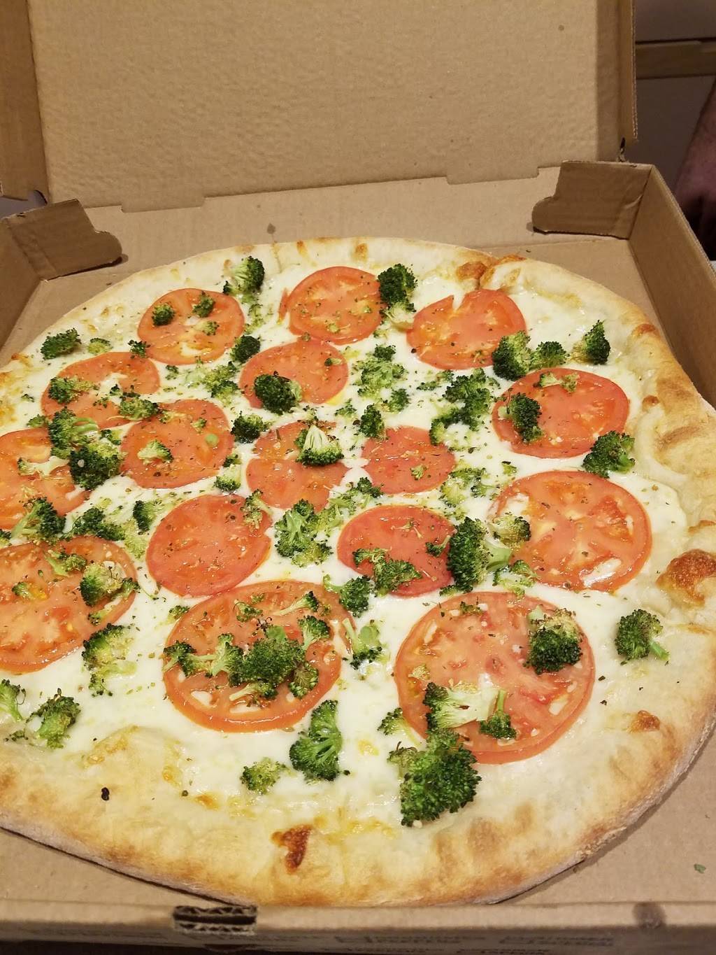 Amore Pizza and Pasta | restaurant | 100 W Schuylkill Rd suite 5, Pottstown, PA 19465, USA | 6103233240 OR +1 610-323-3240