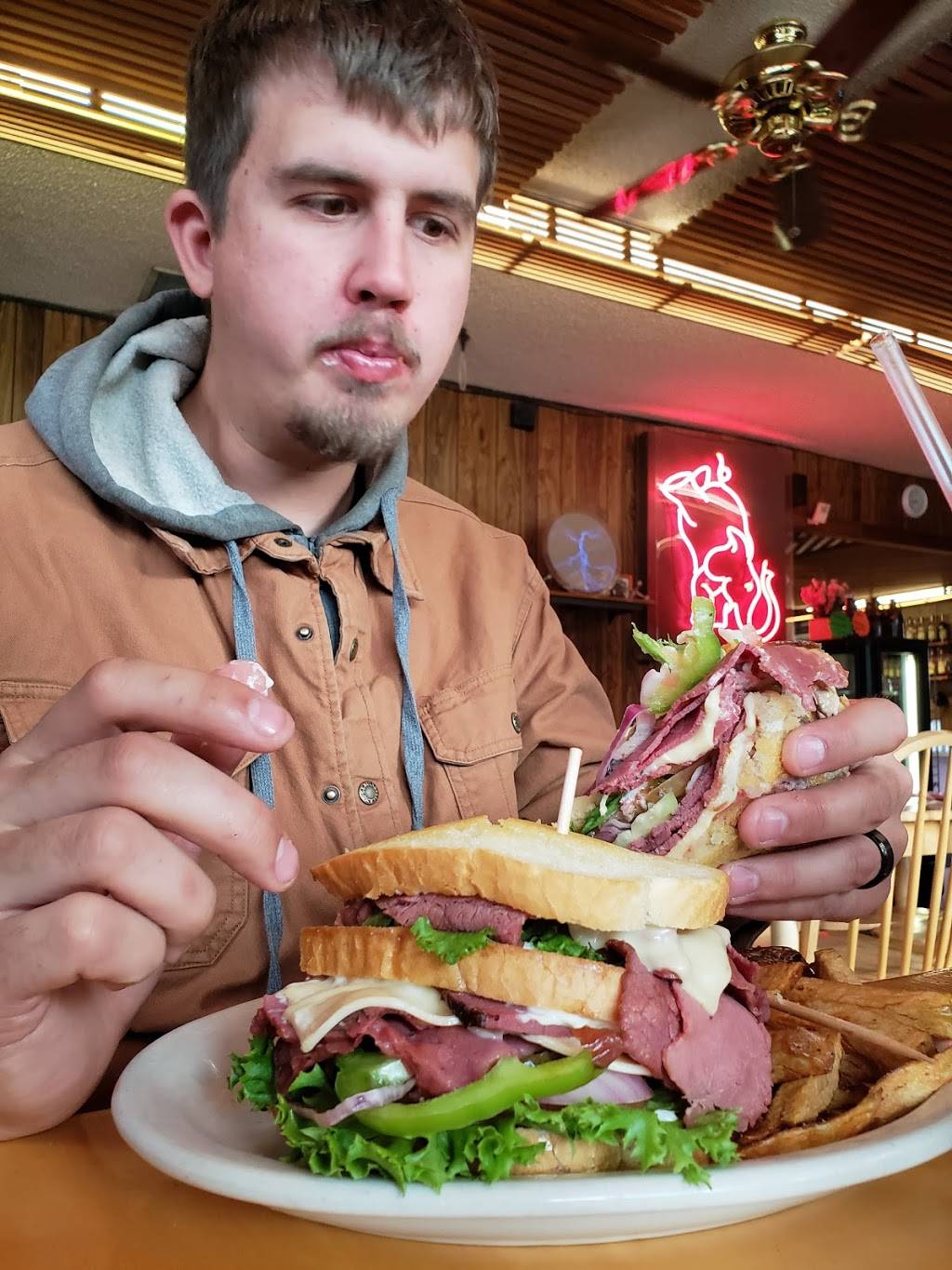 Pink House | restaurant | 1408 E Main St, Cottage Grove, OR 97424, USA | 5419420533 OR +1 541-942-0533