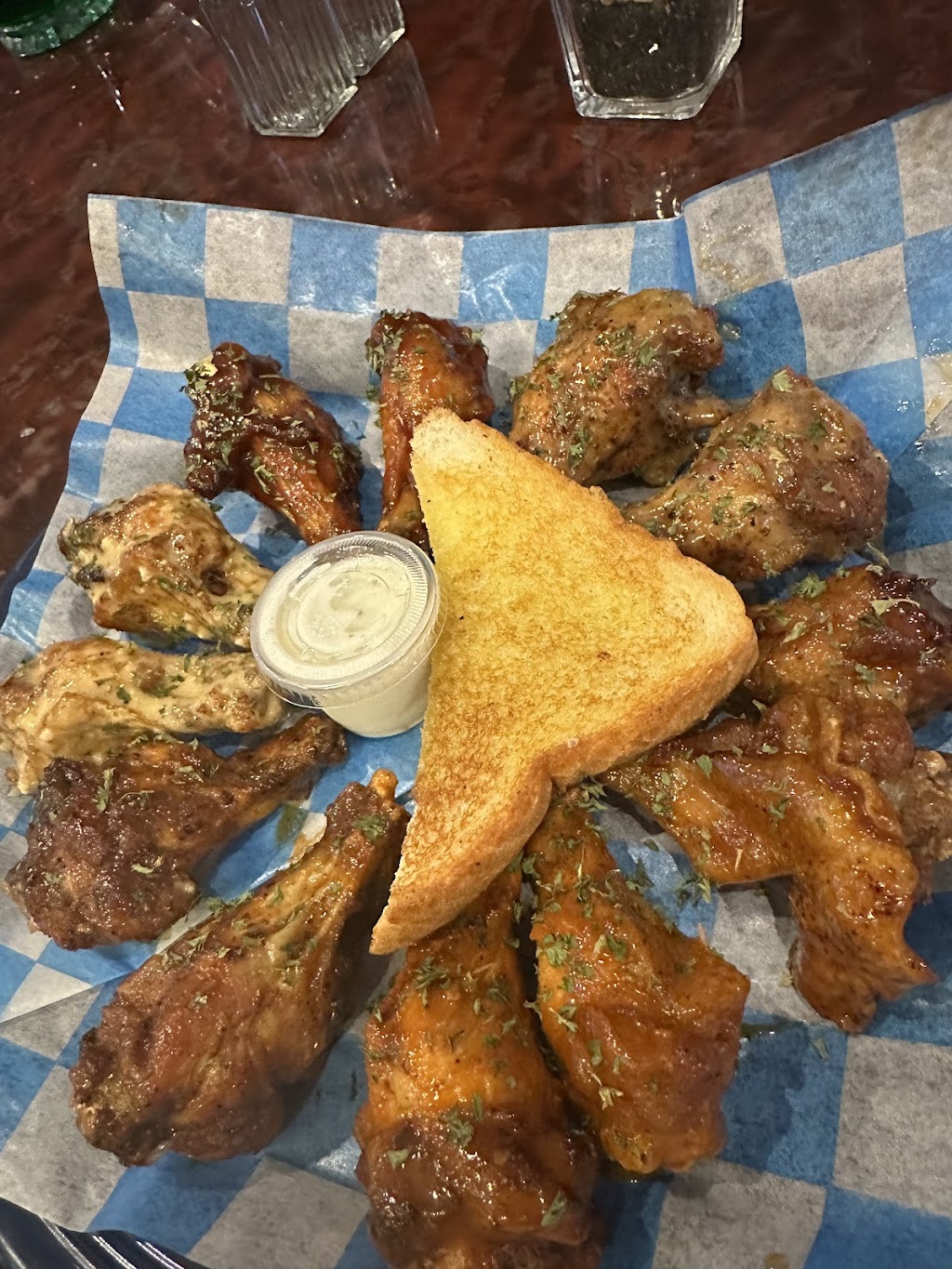 Daddys Daiquiris & Wings | restaurant | 5820 FM 1960 Suite 5826, Humble, TX 77346, USA | 3463452139 OR +1 346-345-2139