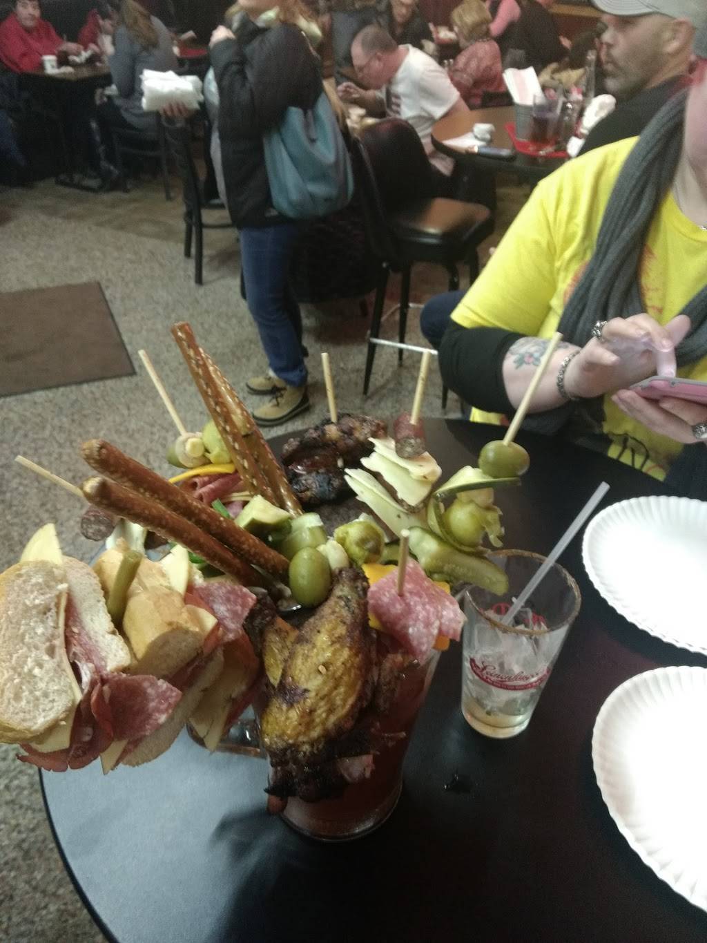 CTs Deli LLC | restaurant | 17 N Brown St, Rhinelander, WI 54501, USA | 7153698988 OR +1 715-369-8988