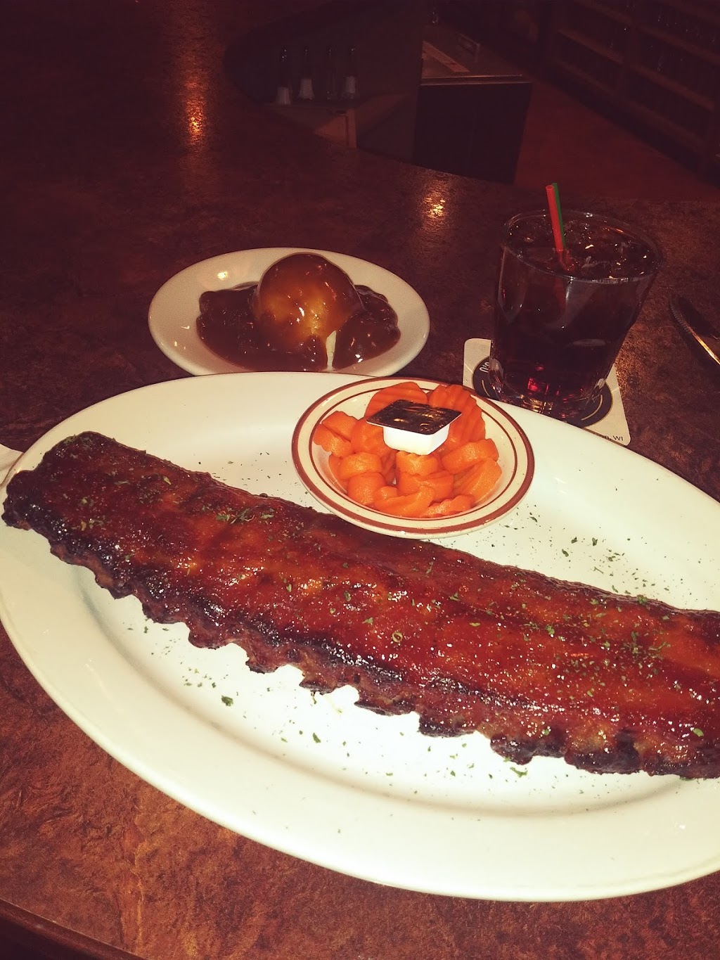 Michaels Family Restaurant | restaurant | 410 WI-64, Antigo, WI 54409, USA | 7153504446 OR +1 715-350-4446