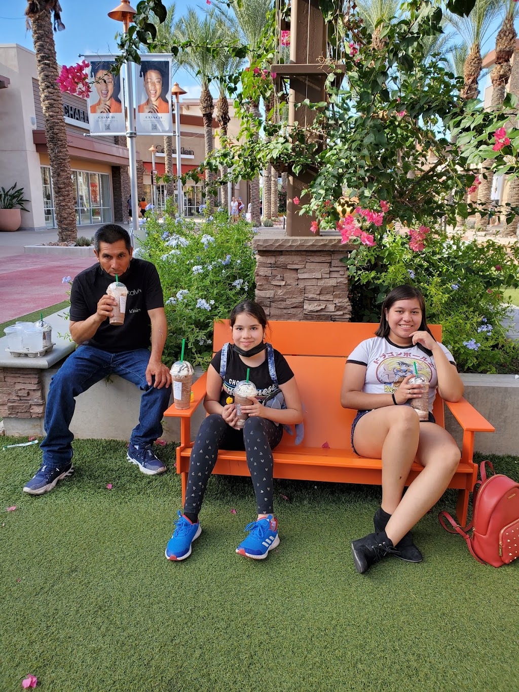 Starbucks | cafe | 6401 Marana Center Blvd, Tucson, AZ 85742, USA | 5202683116 OR +1 520-268-3116