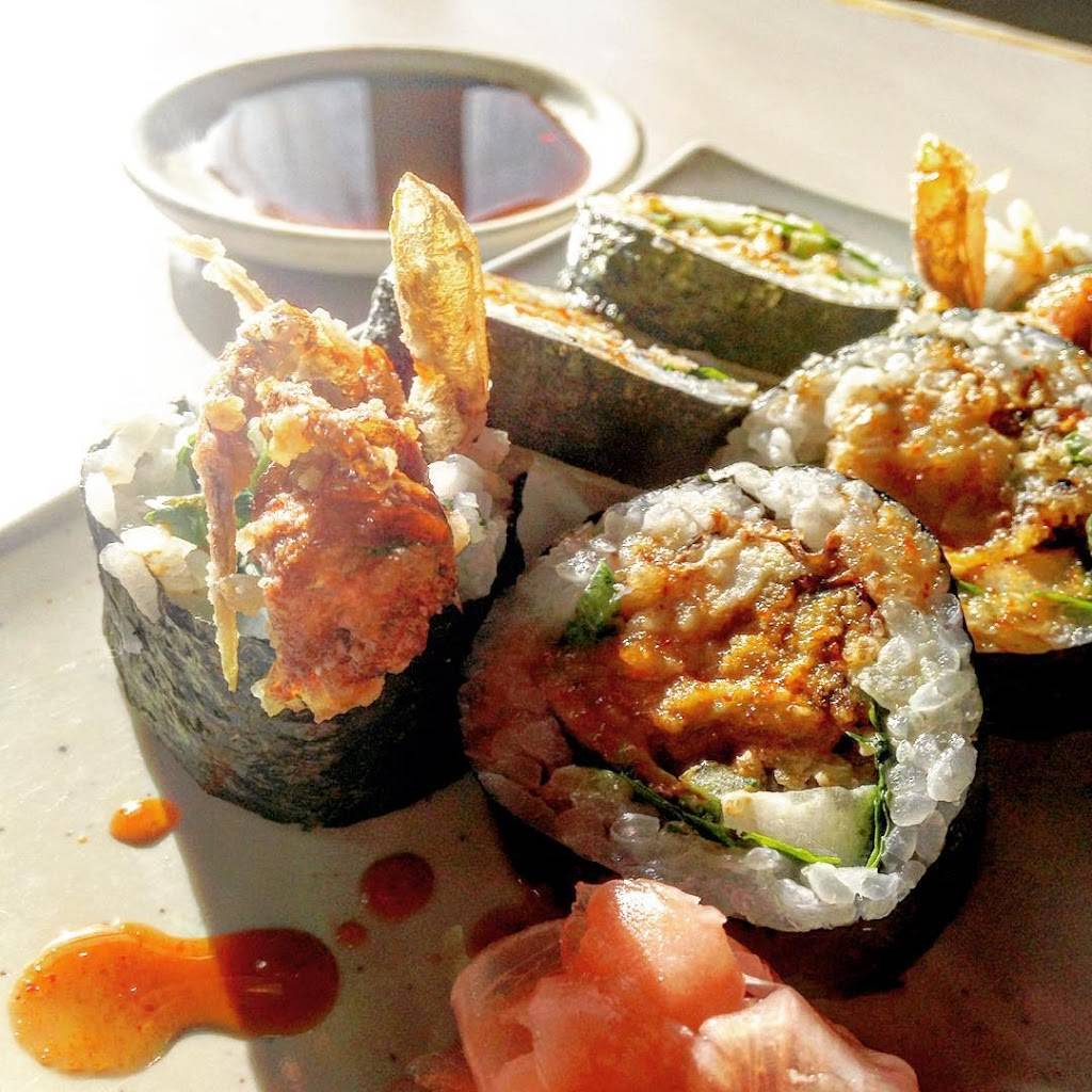 Zen House | restaurant | 4023 Woodland Ave, Duluth, MN 55803, USA | 2187229365 OR +1 218-722-9365