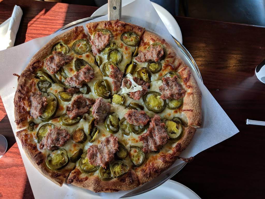 Master Pizza | restaurant | 35954 Detroit Rd, Avon, OH 44011, USA | 4404672424 OR +1 440-467-2424