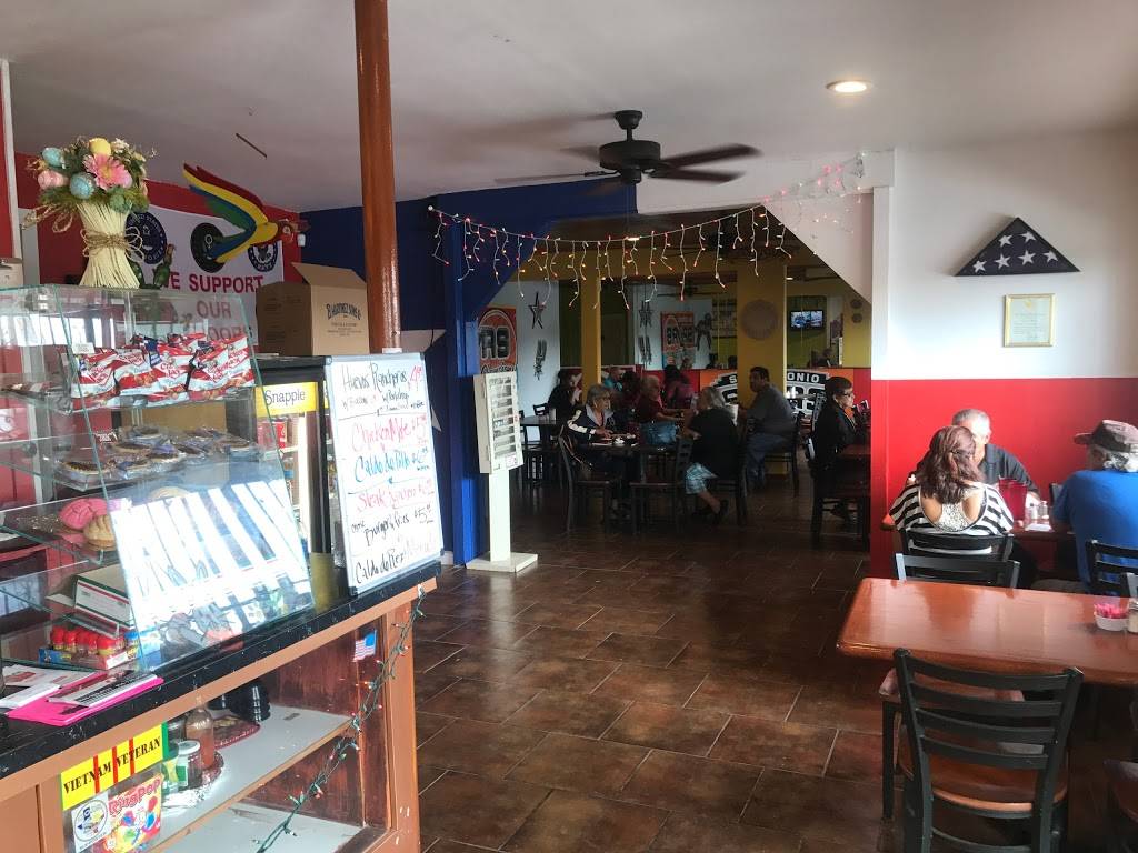 Susanas Mexican Restaurant And Catering | restaurant | 2223 S Zarzamora St, San Antonio, TX 78207, USA | 2103689340 OR +1 210-368-9340