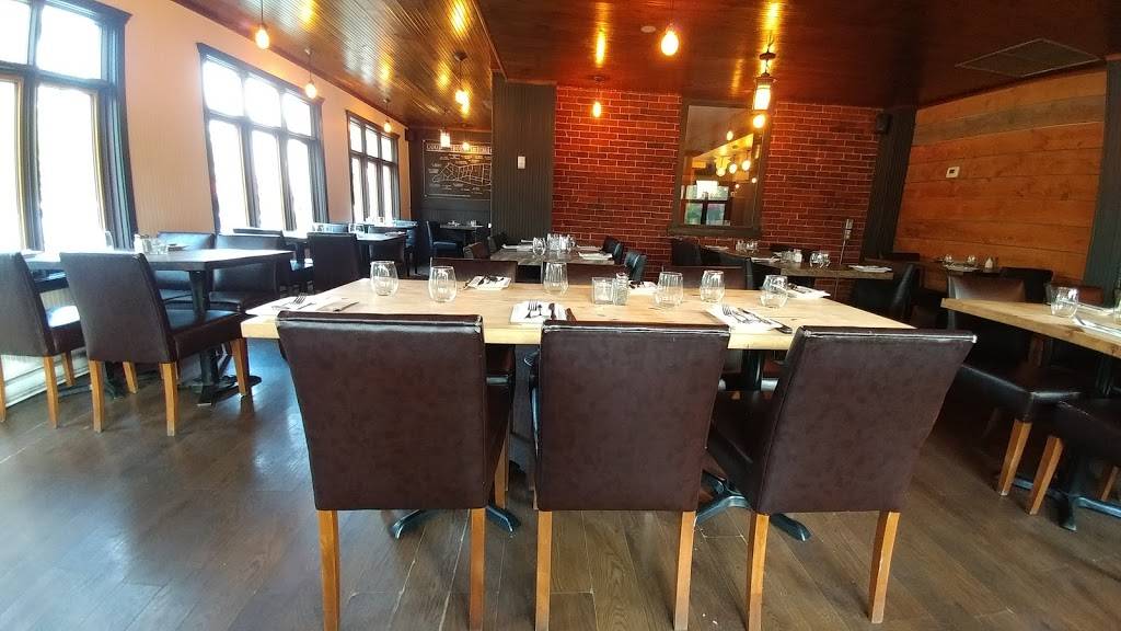 Restaurant Le Côte | restaurant | 12 Rue Saint-Matthieu, Beloeil, QC J3G 2W1, Canada | 4504641633 OR +1 450-464-1633