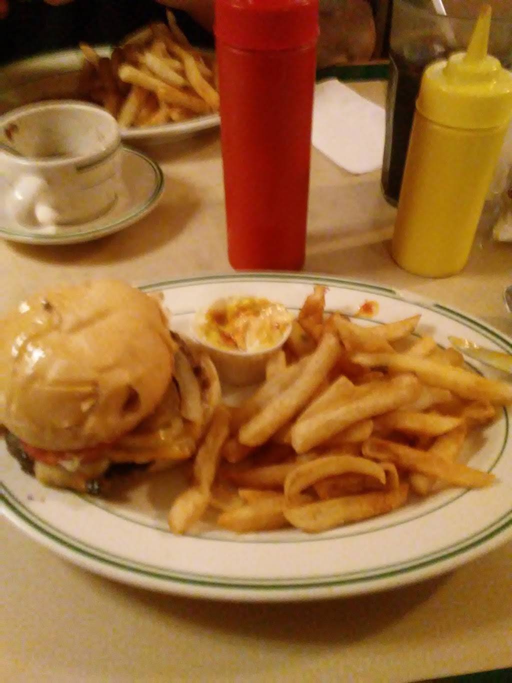 Erie Restaurant & Bar | restaurant | 9788 S Dixie Hwy, Erie, MI 48133, USA | 7348484935 OR +1 734-848-4935