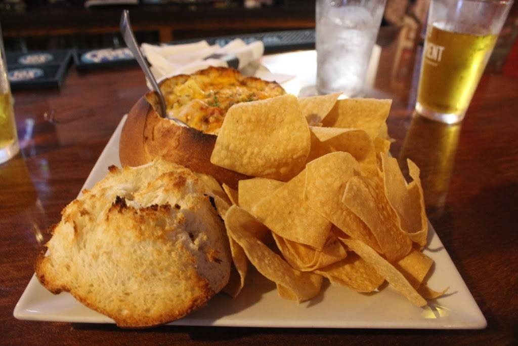 DogWatch Tavern | restaurant | 709 S Broadway, Baltimore, MD 21231, USA | 4102766030 OR +1 410-276-6030