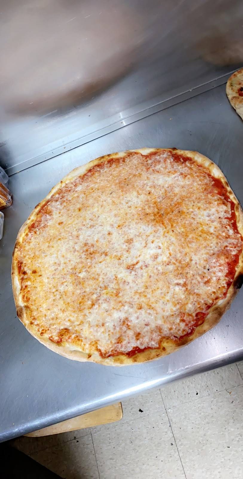 Randys Pizzeria | restaurant | 201 Mechanic St, Bethlehem, PA 18015, USA | 6104190053 OR +1 610-419-0053