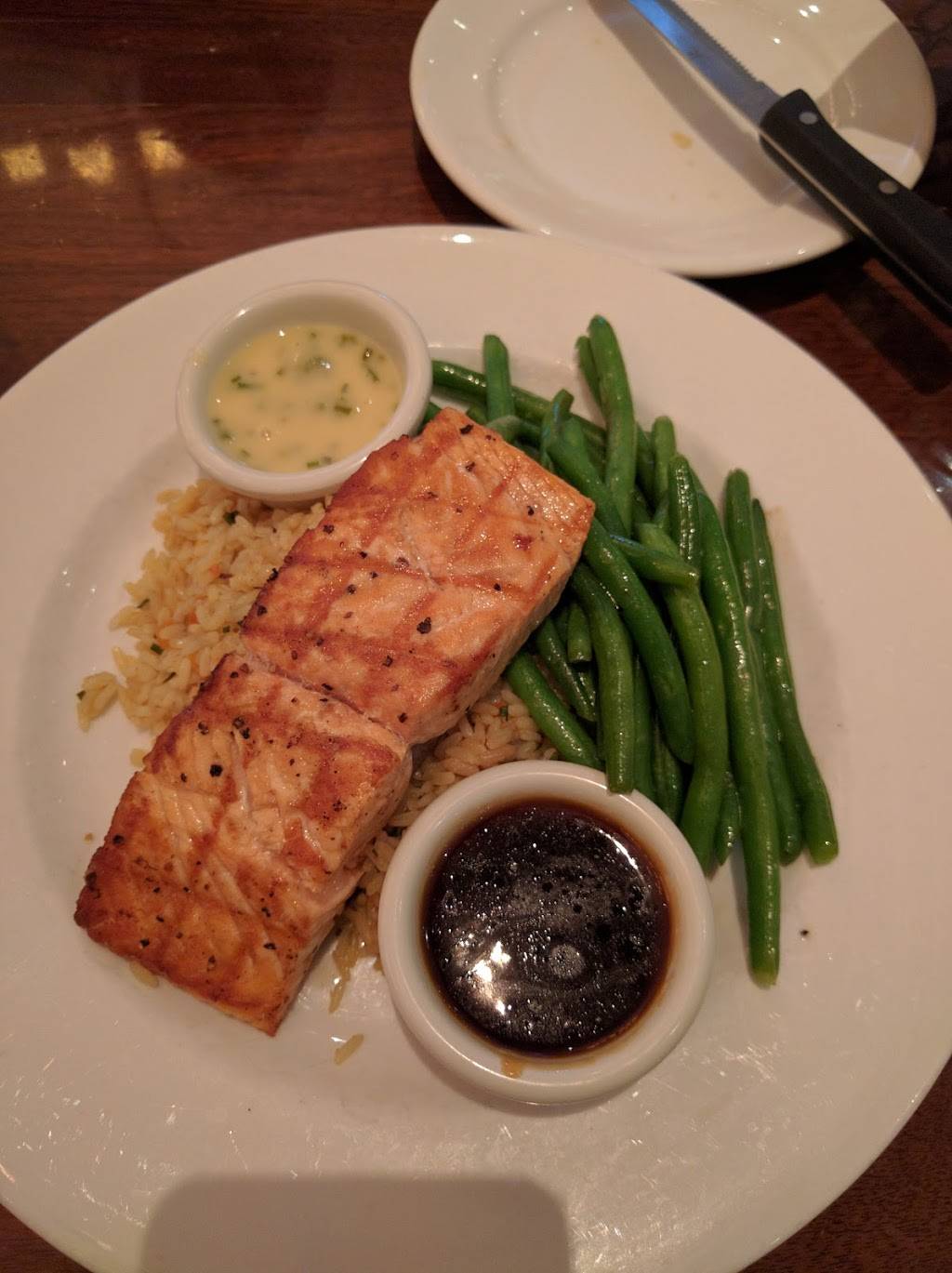 Village Tavern | restaurant | 1880 N Congress Ave #170, Boynton Beach, FL 33426, USA | 5618530280 OR +1 561-853-0280