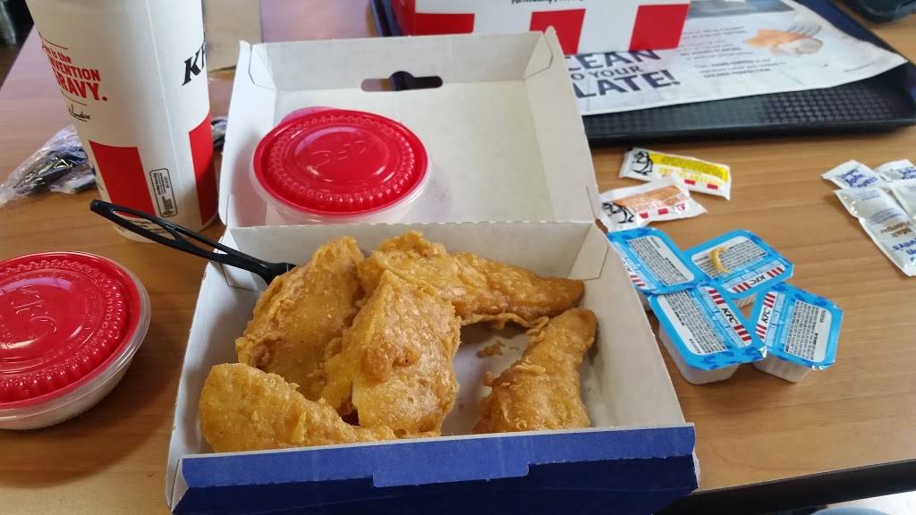 Long John Silvers | restaurant | 3949 N 132nd St, Omaha, NE 68164, USA | 4024966550 OR +1 402-496-6550